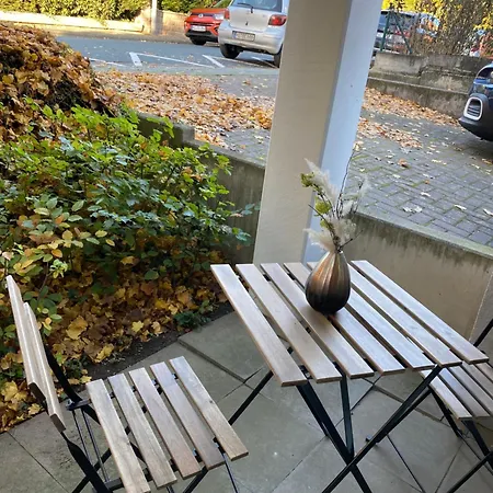 Costa - 2 Zimmer, Küche,bad,waschmaschine,garten- Kostenloses Wlan * Sarstedt